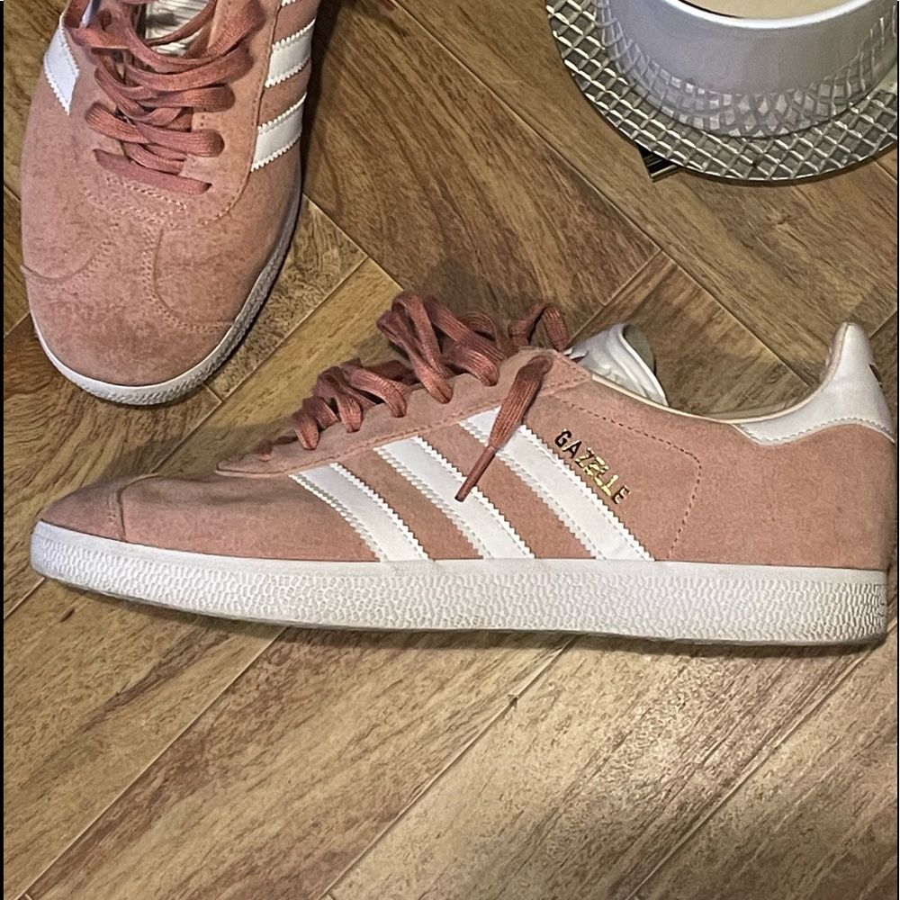 Super rare colorway Adidas Gazelle sneakers
